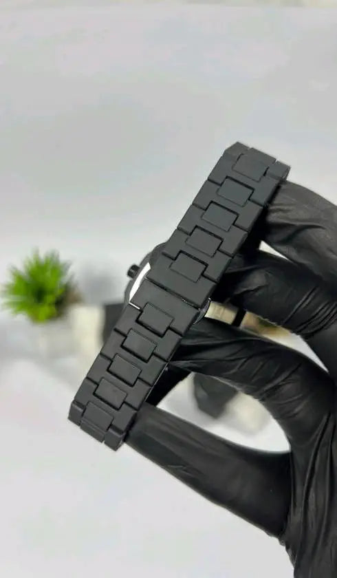 Black Arabic Aura Watch – Elegant Luxury Timepiece for Men